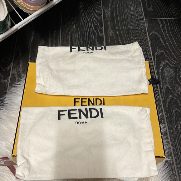 📌📌📌SOLD📌📌📌Fendi sneakers “Rockoko sneakers with two-toned running shoe “ - Picture 9 of 12
